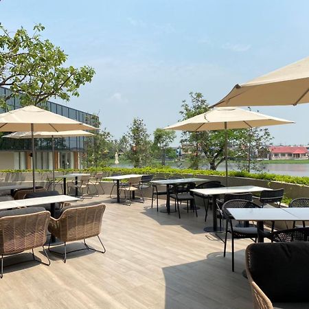 Neera Retreat Hotel Nakhon Pathom Eksteriør billede